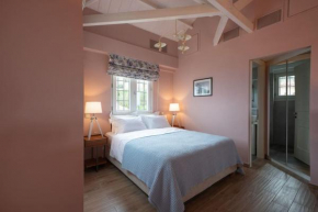 Sirocco Maisonette - Kyparissia Old Town Home Collection